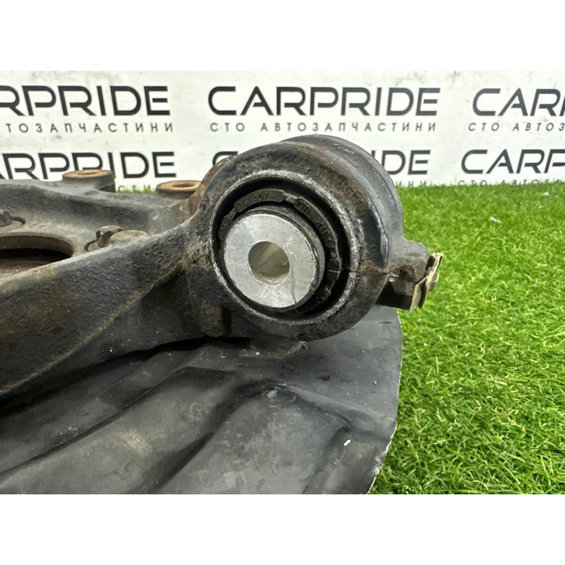 Цапфа подвески (подвеска) BMW X3 F25 2013 3.0 N55B30 33406797570