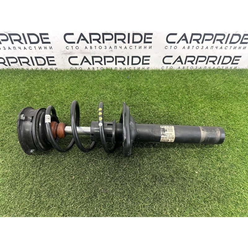 Амортизатор в сборе (подвеска) AUDI A3 8V 2015 1.8 CNSB 5Q0413031ES