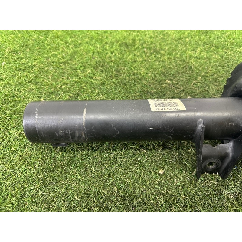 Амортизатор в сборе (подвеска) AUDI A3 8V 2015 1.8 CNSB 5Q0413031ES