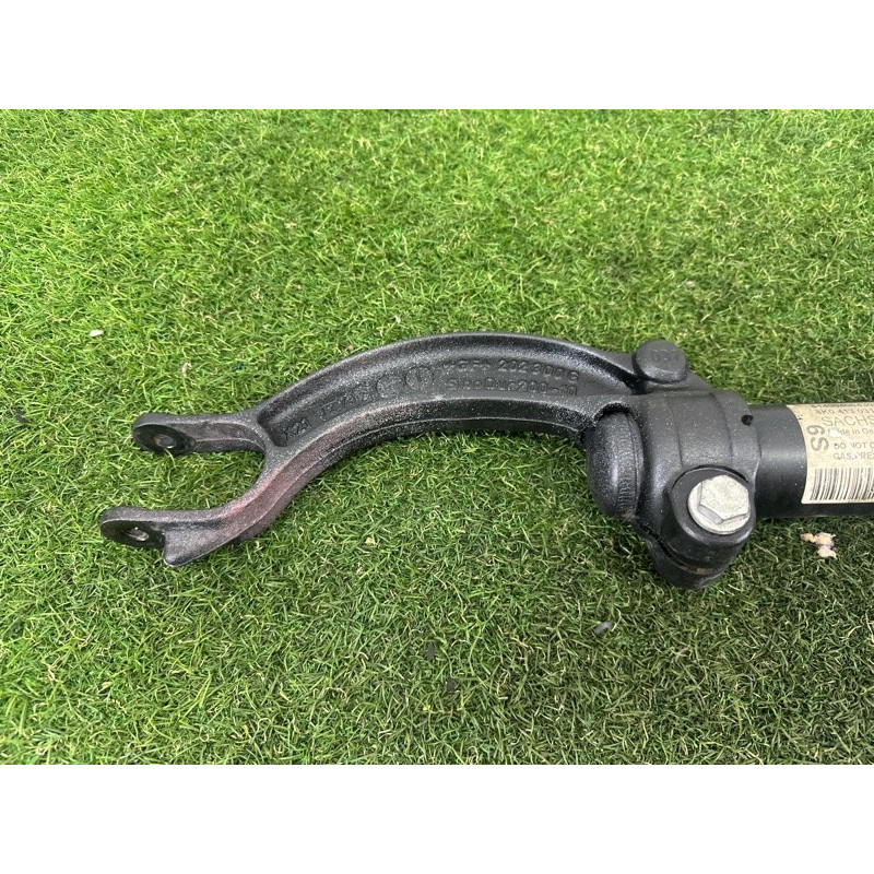 Амортизатор в сборе (подвеска) AUDI A4 B8 2012 2.0 CAEB 8K0413031CH