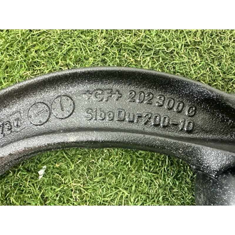 Амортизатор в сборе (подвеска) AUDI A4 B8 2012 2.0 CAEB 8K0413031CH