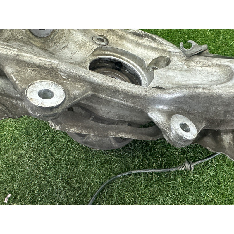 Поворотный кулак (подвеска) BMW X5 E70 2013-2015 3.0 31216869870