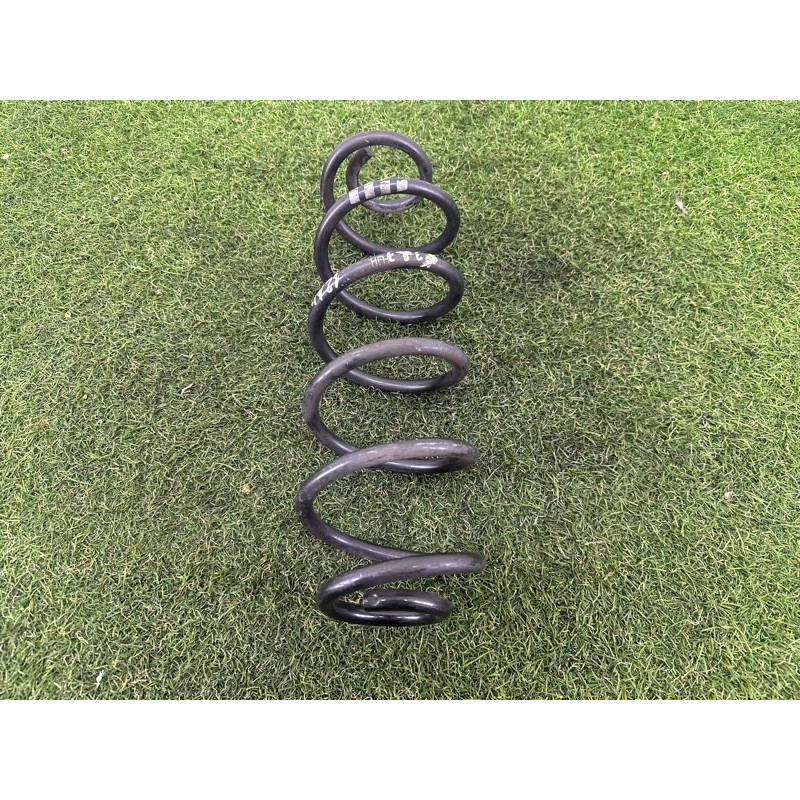 Пружина подвески (подвеска) AUDI A4 B8 2012 2.0 CAEB 8K0511115DE