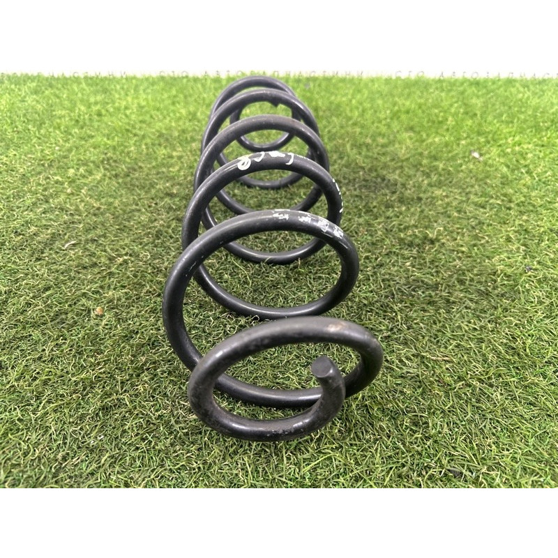 Пружина подвески (подвеска) AUDI A4 B8 2012 2.0 CAEB 8K0511115DE