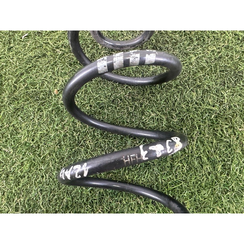 Пружина подвески (подвеска) AUDI A4 B8 2012 2.0 CAEB 8K0511115DE