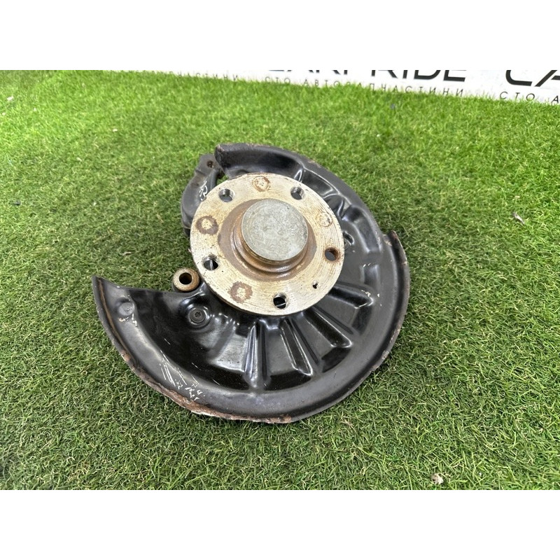 Цапфа подвески (подвеска) AUDI A3 8V 2015 1.8 CNSB 5Q0505436F