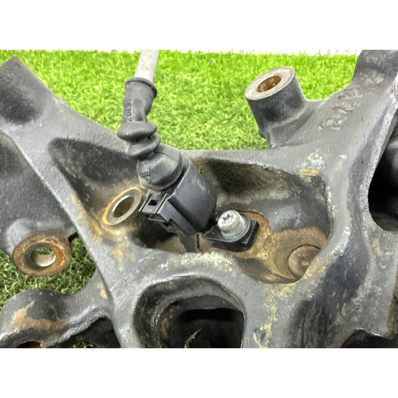 Цапфа подвески (подвеска) AUDI A3 8V 2015 1.8 CNSB 5Q0505436F