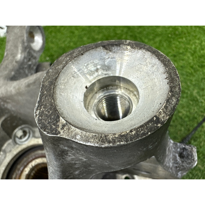 Цапфа подвески (подвеска) BMW 7-series F01 2011 3.0 N54 33326796497