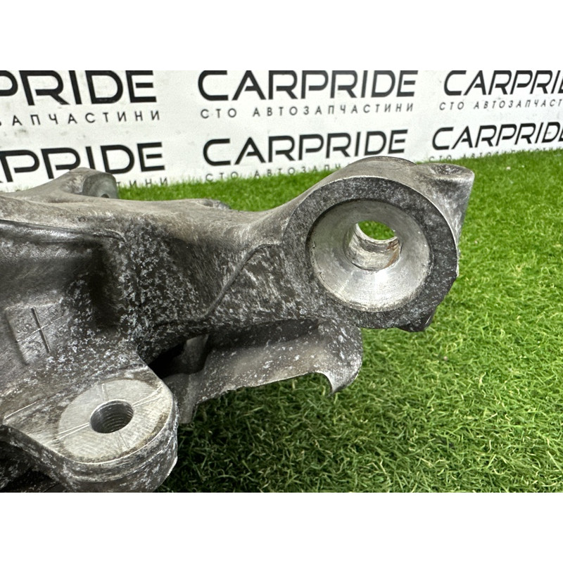 Цапфа подвески (подвеска) BMW 7-series F01 2011 3.0 N54 33326796497