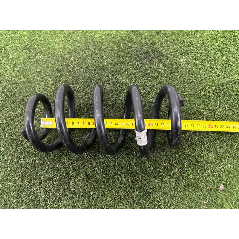 Пружина подвески (подвеска) BMW X1 F48 2016 2.0 B46B20 33536866776