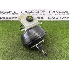 Вакуумный усилитель тормозов в сборе