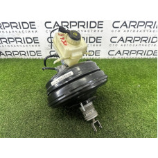 Вакуумный усилитель тормозов в сборе