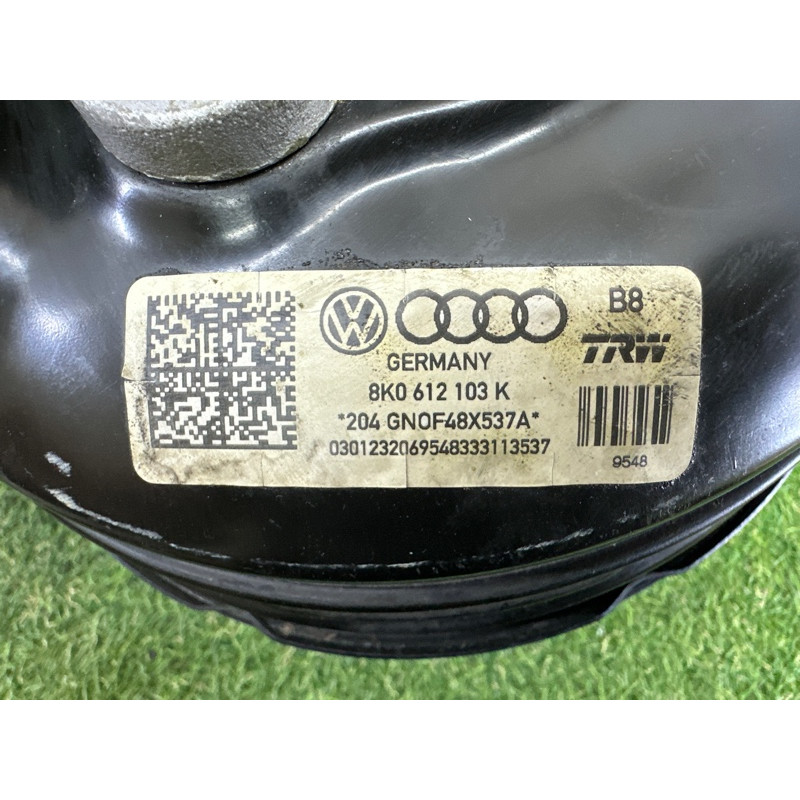 Вакуумный усилитель тормозов в сборе (тормозная система) AUDI A4 B8 2012 2.0 CAEB 8K0612107B