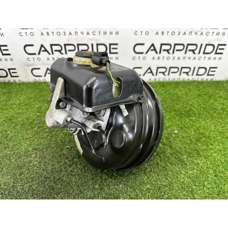 Вакуумный усилитель тормозов в сборе (тормозная система) AUDI A4 B8 2012 2.0 CAEB 8K0612107B