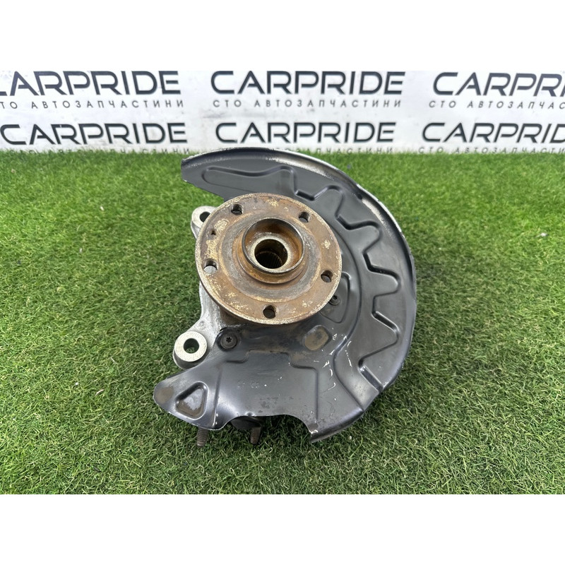 Поворотный кулак (подвеска) AUDI A3 8V 2015 1.8 CNSB 5Q0407253A