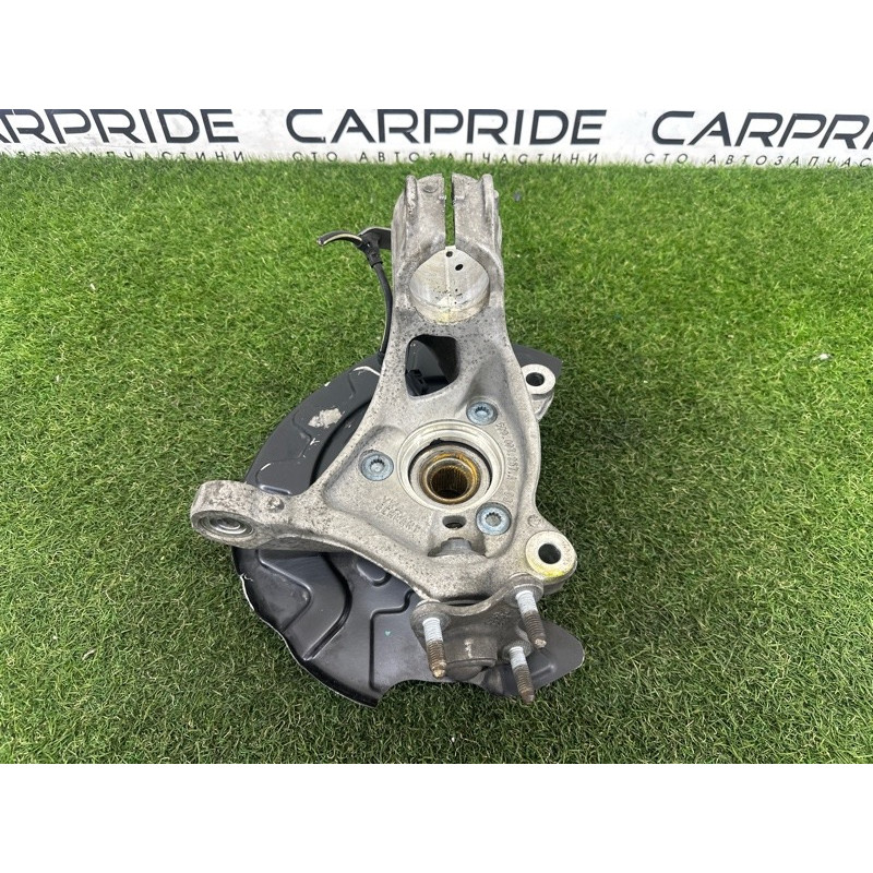 Поворотный кулак (подвеска) AUDI A3 8V 2015 1.8 CNSB 5Q0407253A