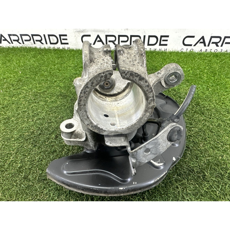 Поворотный кулак (подвеска) AUDI A3 8V 2015 1.8 CNSB 5Q0407253A