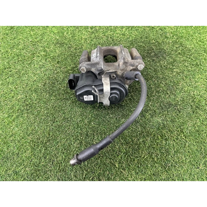 Гальмівний супорт (гальмівна система) BMW X3 F25 2013 3.0 N55B30 34216791017