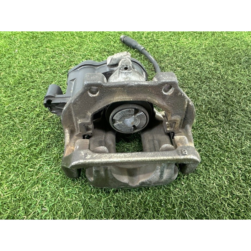 Гальмівний супорт (гальмівна система) BMW X3 F25 2013 3.0 N55B30 34216791017