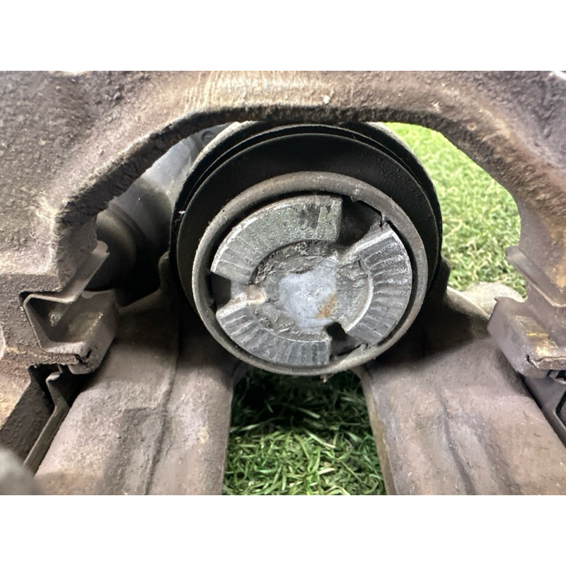 Гальмівний супорт (гальмівна система) BMW X3 F25 2013 3.0 N55B30 34216791017