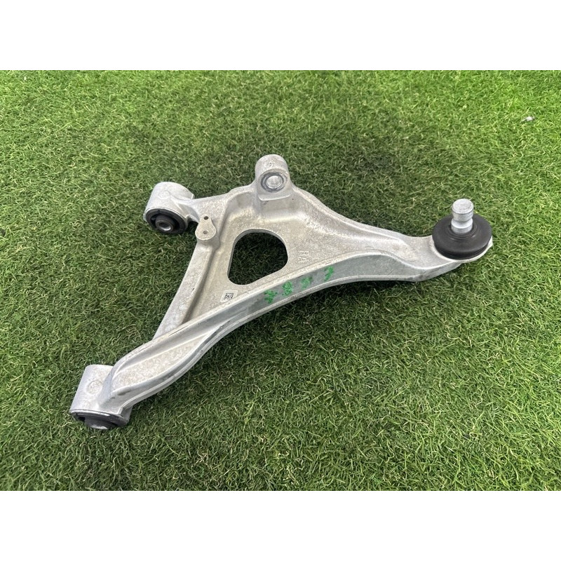 Рычаг подвески (подвеска) Nissan Rogue T33 2021 2.5 PR25DD 555026RR0A