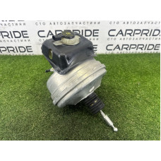 Вакуумный усилитель тормозов в сборе