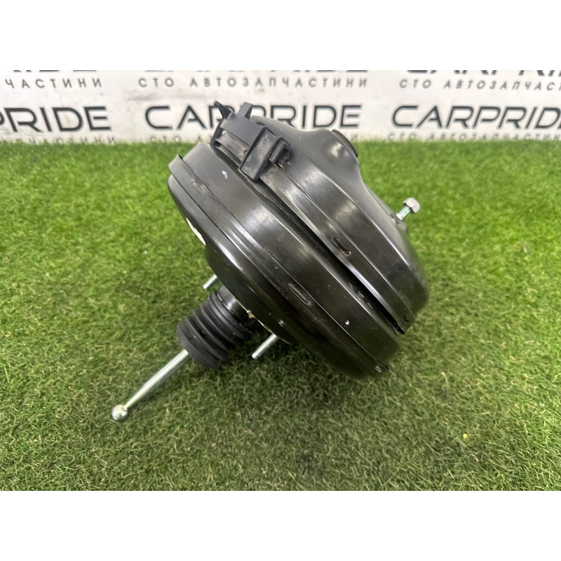 Вакуумный усилитель тормозов (тормозная система) Volkswagen Touareg NF 2015 3.6 CGRA 7P5612105C