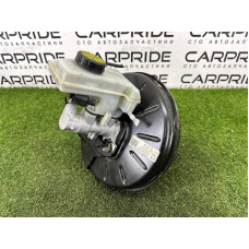 Вакуумный усилитель тормозов в сборе