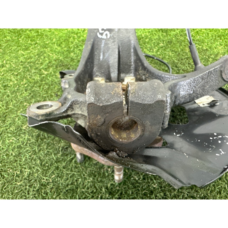 Поворотный кулак (подвеска) Nissan Rogue T32 2016 2.5 QR25DE 400144BA0A