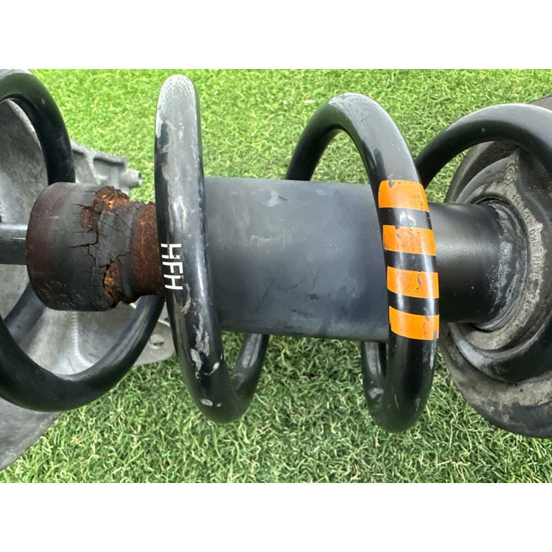 Амортизатор в сборе (подвеска) AUDI A4 B8 2012 2.0 CAEB 8K0413031CH