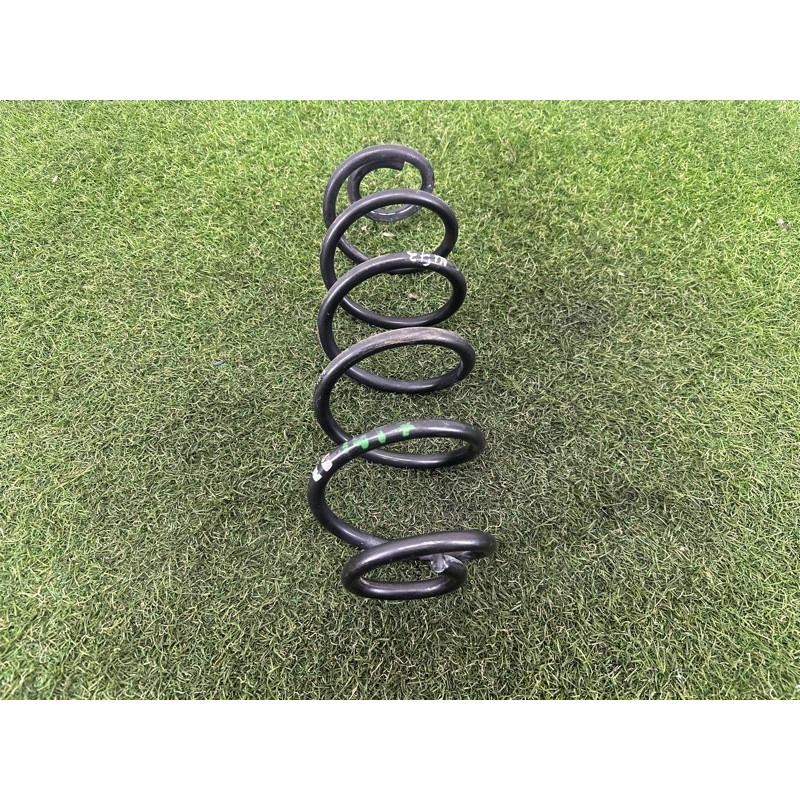 Пружина подвески (подвеска) AUDI A4 B8 2012 2.0 CAEB 8K0511115DF