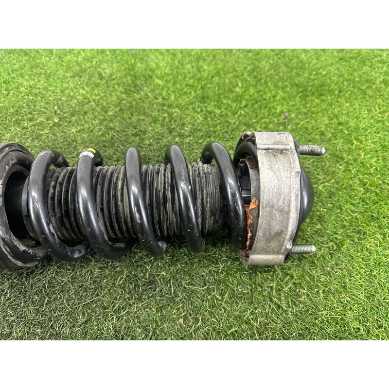 Амортизатор в сборе (подвеска) Volkswagen Touareg NF 2015 3.6 CGRA 7P6413032AQ