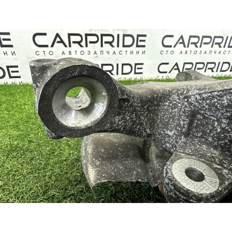 Цапфа подвески (подвеска) BMW 7-series F01 2011 3.0 N54 33326796498