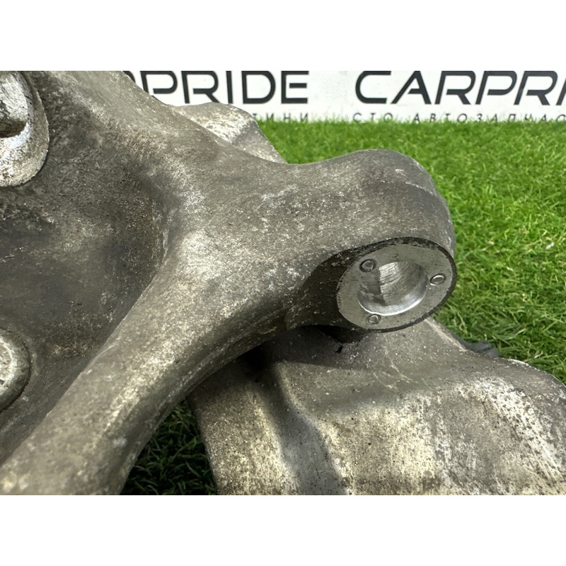 Поворотный кулак (подвеска) BMW 7-series F01 2011 3.0 N54 31216775768