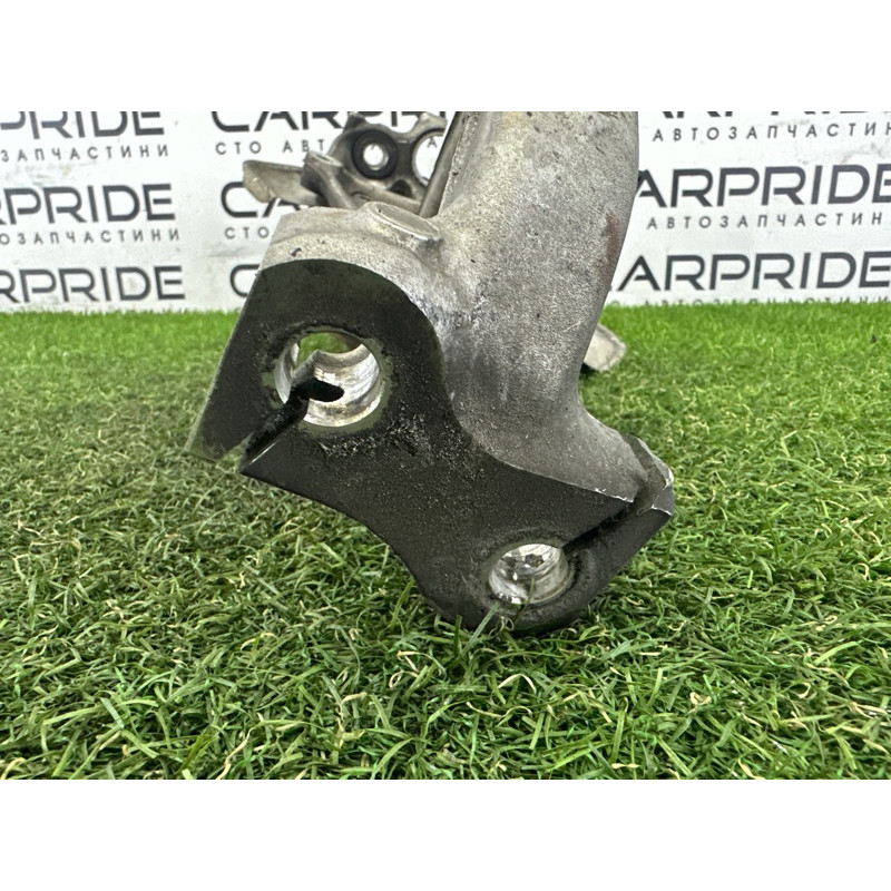 Поворотный кулак (подвеска) AUDI A4 B8 2012 2.0 CAEB 8K0407254AA