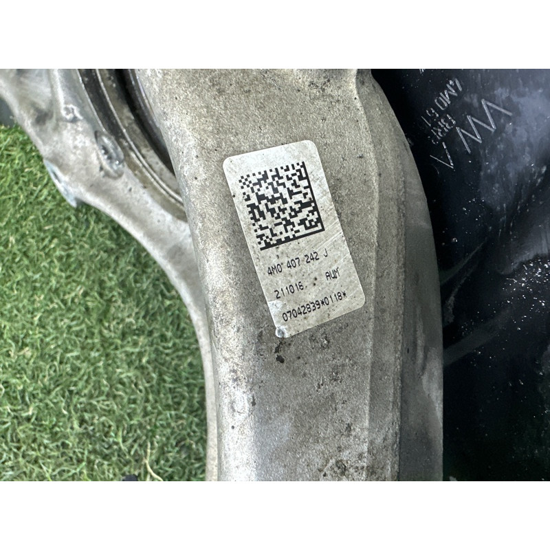 Поворотный кулак (подвеска) AUDI Q7 4M 2017 3.0 CREC 4M0407254J