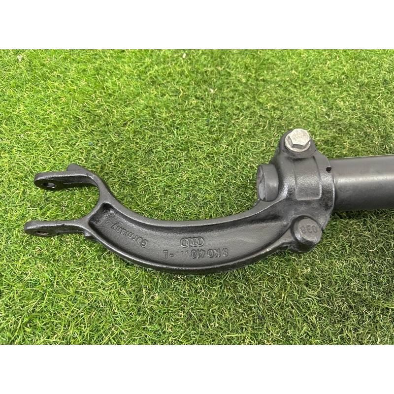 Амортизатор в сборе (подвеска) AUDI Q5 8R 2012 2.0 CAEB 8R0413031F