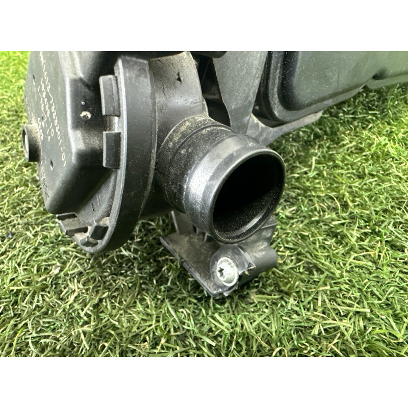 Абсорбер топливный (топливная система) BMW 5-series F10 2015 2.0 N20 16137347621