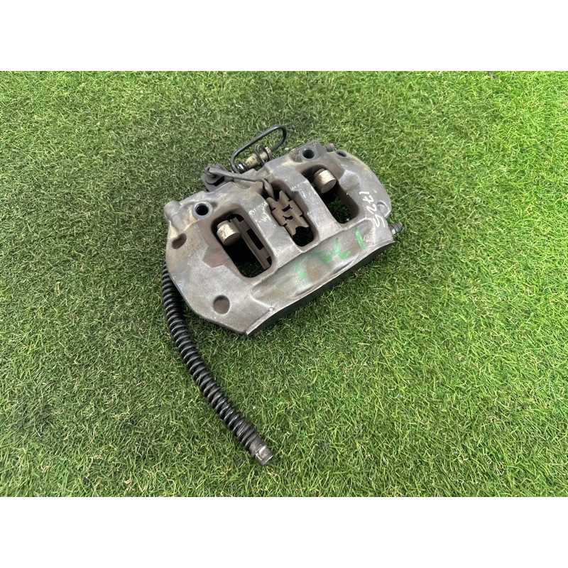 Суппорт тормозной (тормозная система) Volkswagen Touareg NF 2015 3.6 CGRA 7P6615423D