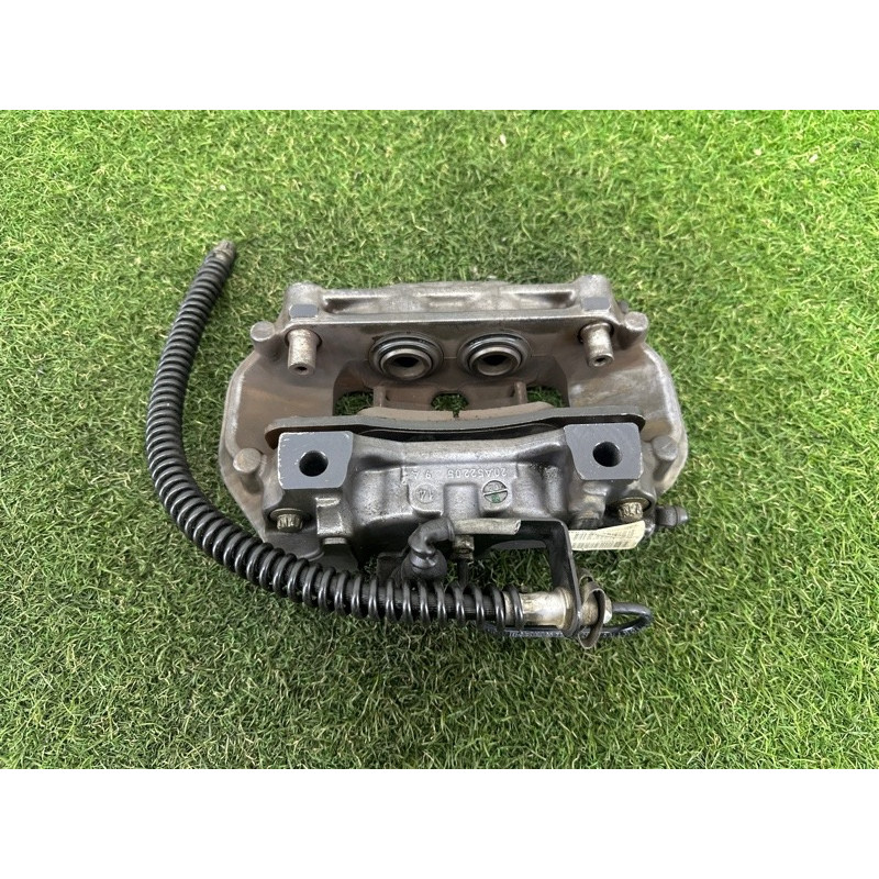 Суппорт тормозной (тормозная система) Volkswagen Touareg NF 2015 3.6 CGRA 7P6615423D