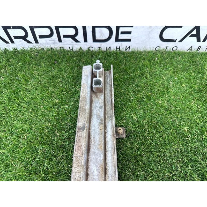 Кронштейн радиатора (кузов и элементы) BMW X1 F48 2016 2.0 B46B20 51117301605