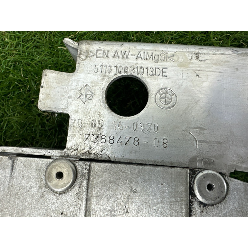 Кронштейн радиатора (кузов и элементы) BMW X1 F48 2016 2.0 B46B20 51117301605