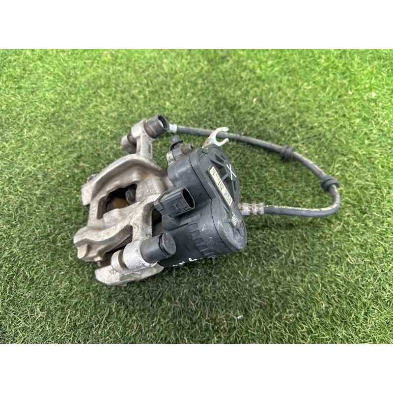 Суппорт тормозной (тормозная система) BMW X1 F48 2016 2.0 B46B20 34206883033