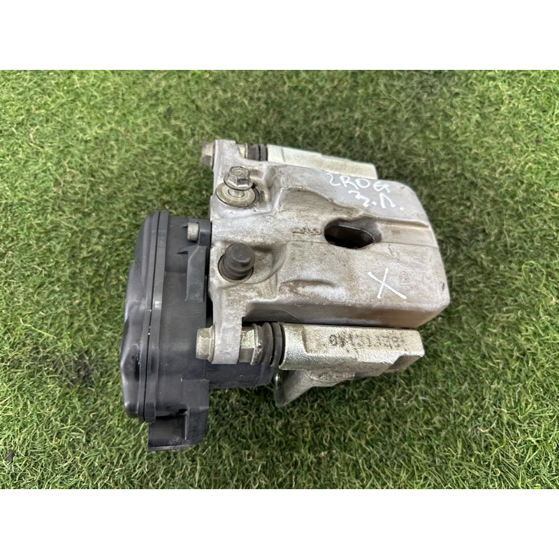 Суппорт тормозной (тормозная система) Nissan Rogue T33 2021 2.5 PR25DD D40106RA0C