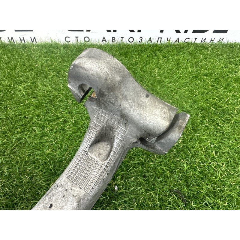Поворотный кулак (подвеска) AUDI A4 B8 2012 2.0 CAEB 8K0407253AA
