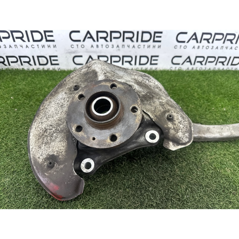 Поворотный кулак (подвеска) AUDI A4 B8 2012 2.0 CAEB 8K0407253AA