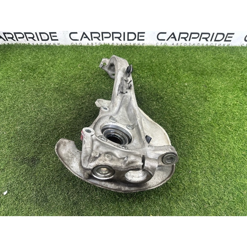Поворотный кулак (подвеска) AUDI A4 B8 2012 2.0 CAEB 8K0407253AA