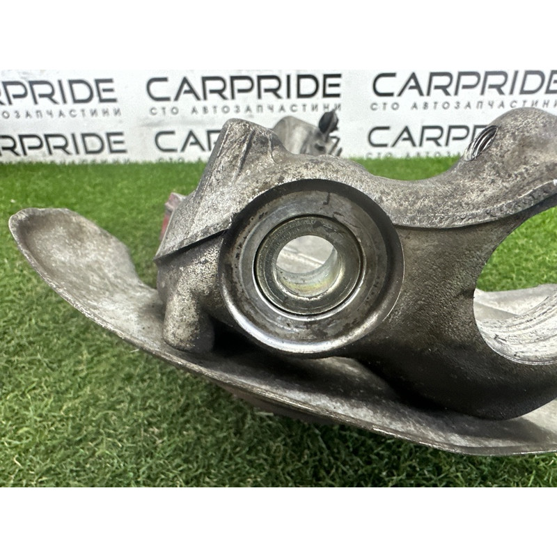 Поворотный кулак (подвеска) AUDI A4 B8 2012 2.0 CAEB 8K0407253AA