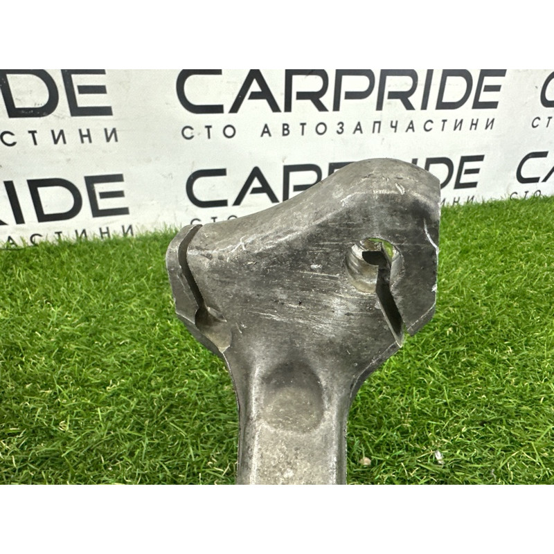 Поворотный кулак (подвеска) AUDI Q5 8R 2012 2.0 CAEB 8K0407254AB