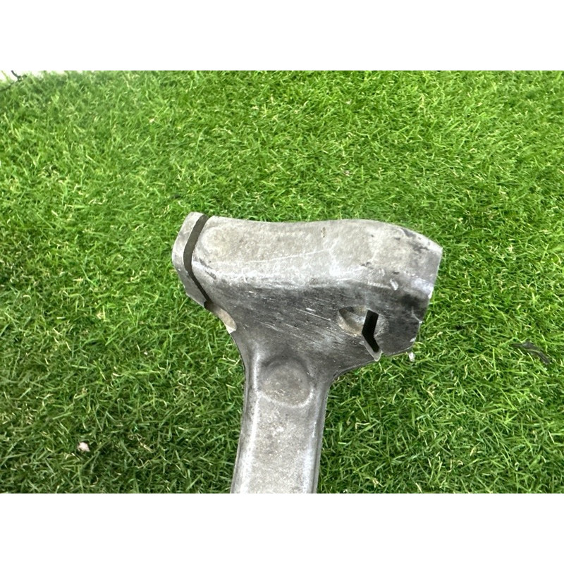 Поворотный кулак (подвеска) AUDI Q5 8R 2012 2.0 CAEB 8K0407254AB